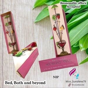Bed, Bath & Beyond - NIB - Cocktail Memory tree